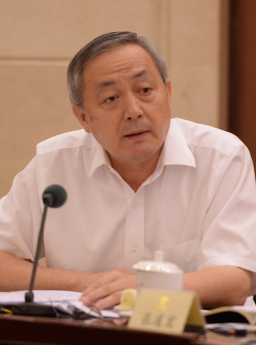 董强