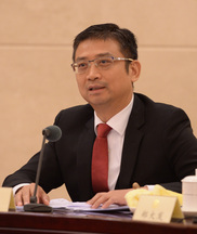 让劳模精神与工匠精神成为民营企业的双子灯塔