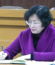建议尽快建立完善“三医联动”新机制,推动医保参与公立医院各项改革