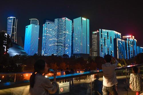 点击进入下一页