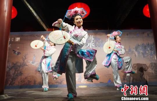 太平鼓舞 杜洋 摄