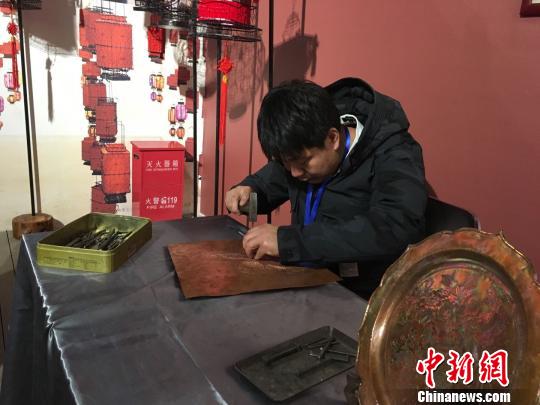 图为展览现场。　高红超 摄