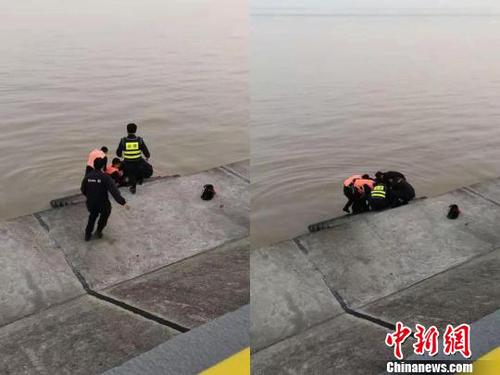 图为：民警机智解救化险为夷。海宁公安供图