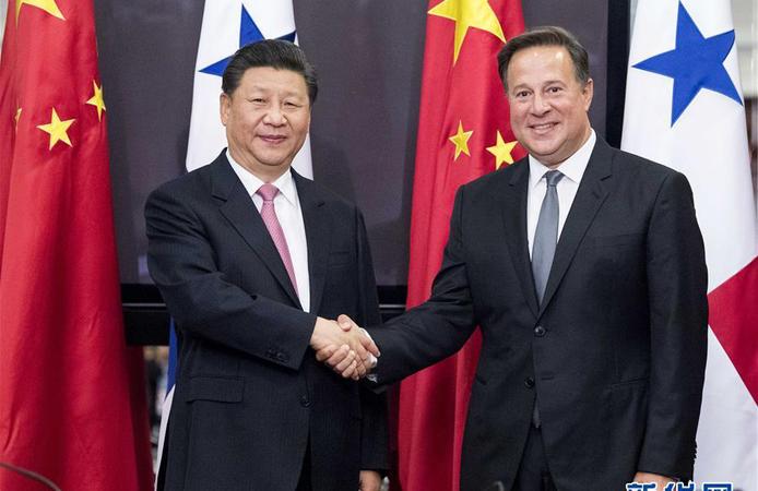 习近平同巴拿马总统巴雷拉举行会谈