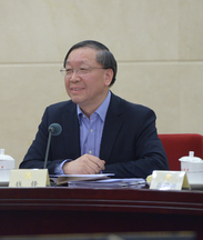 加强应用基础研究,突破一批“卡脖子”技术瓶颈