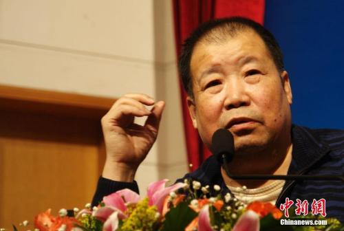 资料图：二月河。<a target='_blank' href='http://www.chinanews.com/'>中新社</a>发 李溪 摄