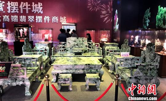 翡翠明清仿古家具 索有为 摄