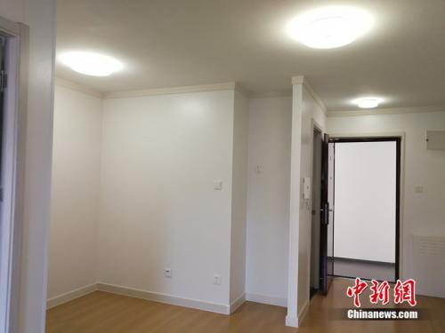 图为北京郭公庄家园(北区)40平米左右公租房的室内。<a target='_blank' href='http://www.chinanews.com/' >中新网</a>记者 邱宇 摄