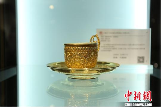 以色列艺术大师创作的银器。 供图