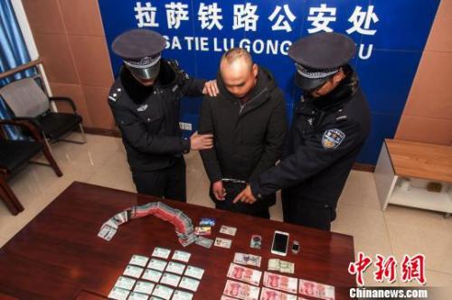 点击进入下一页