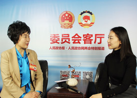 李洁委员：建议成立教育纠纷调解委员会