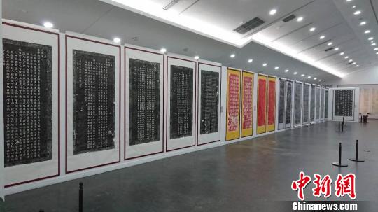 展览作品年代从东汉年间跨度到近代时期。山西工美提供