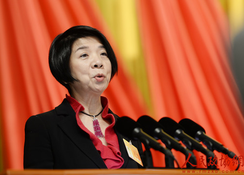 11北京市政协常委卢德华发言。