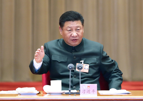 3月12日上午，中共中央总书记、国家主席、中央军委主席习近平出席十三届全国人大一次会议解放军和武警部队代表团全体会议并发表重要讲话。新华社记者 李刚 摄