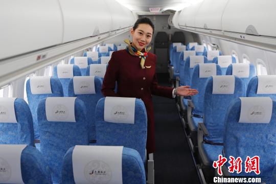 内蒙古草原添“雄鹰”天骄航空接收首架ARJ21飞机