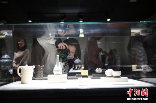 点击进入下一页