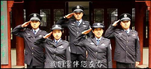警察蜀黍穿上古装拍防诈骗短片 颜值唱功都在线
