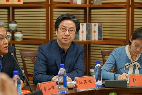 江泽飞 北京307医院乳癌科主任