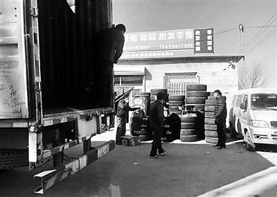 涿州境内路边“美容轮胎”批发、零售店