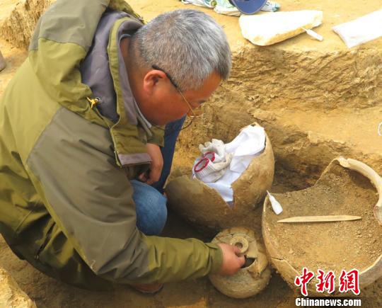 考古现场 史骏 摄
