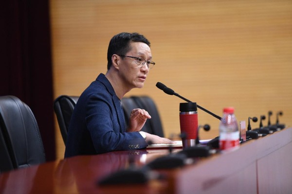 全国政协委员冯远征主讲   人民政协报•人民政协网记者齐波 摄