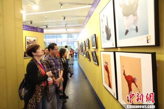 2018“伯奇杯”中国创意摄影展广州塔首展