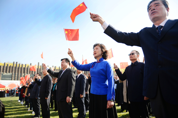 6、党派团体齐声歌唱