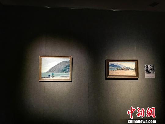 图为，在“印象山东——俄罗斯油画家写生作品展”上的艺术家的作品。　孙宏瑗 摄