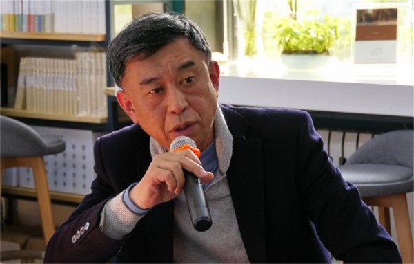 《海内与海外》杂志主编、中国文物保护基金会历史文化专家委员会委员朱小平8