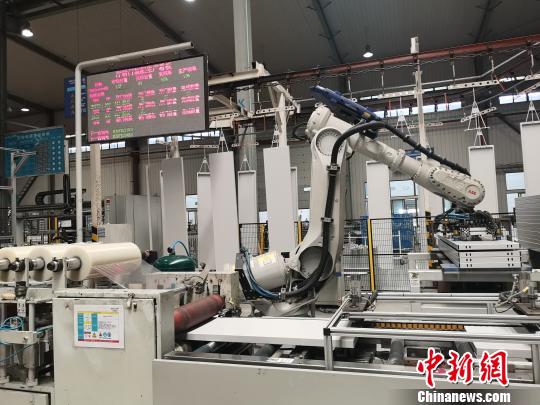 图为浙江企业。　张煜欢 摄