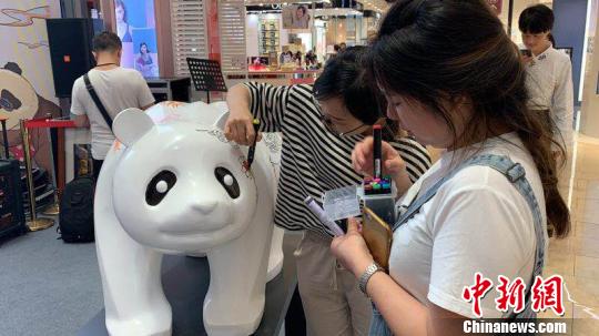 展览现场。　钟欣 摄