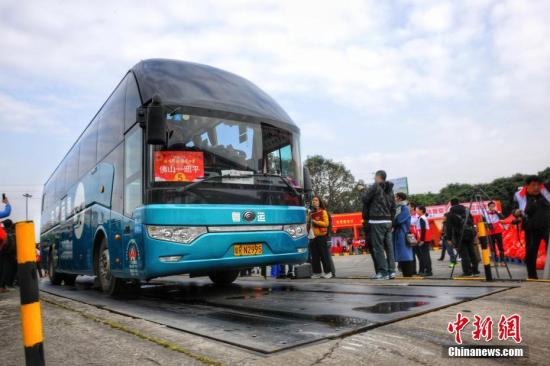 客车资料图。<a target='_blank' href='http://www.chinanews.com/' >中新网</a>记者 李霈韵 摄