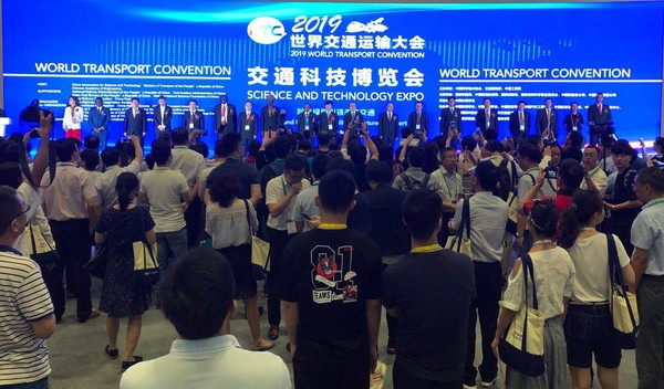 图为：交通科技博览会现场。