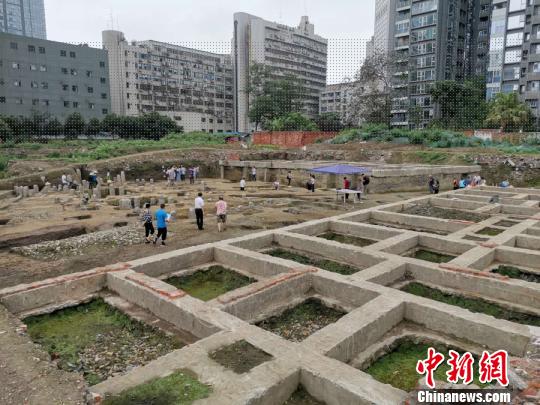 正府街遗址发掘现场 严易梦 摄