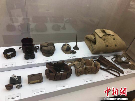 八路军曾经使用的物品。　李庭耀 摄