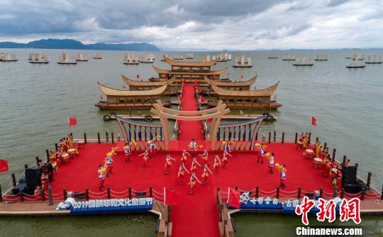 图为“2019昆明郑和文化旅游节”上的文艺演出。　宋光旭 摄