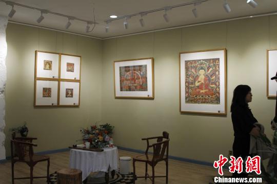 图为展览现场 赵朗 摄