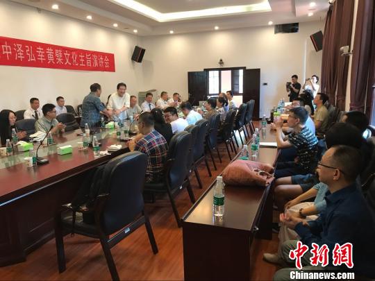 福建师范大学举行中泽弘幸黄檗文化演讲会。　郑松波　摄