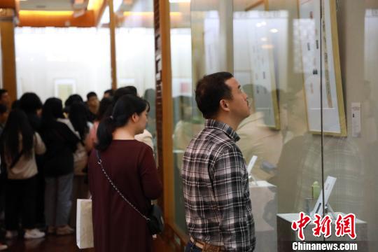 展览现场。成都杜甫草堂博物馆供图