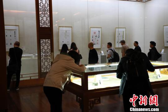 展览现场。成都杜甫草堂博物馆供图