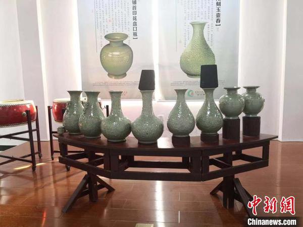 图为越窑青瓷。　林波 摄