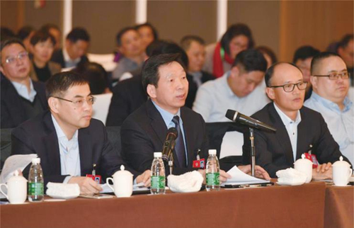 3 在市政协专题议政会上发言