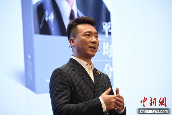 “新晋网红”康辉出书：这样的网红我愿去做，而且一定会做好