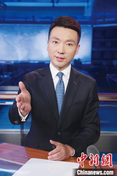 康辉。小新 摄