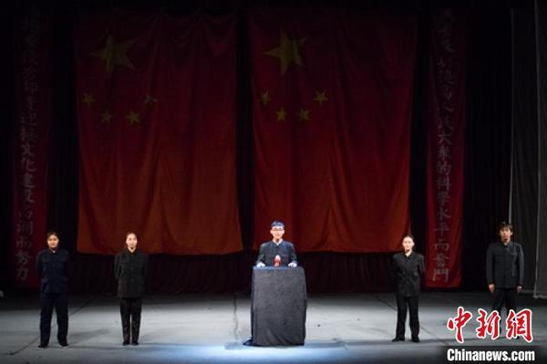 孟宪承在时局动荡之际，不顾前途、全力支持爱国运动。　芊烨 摄