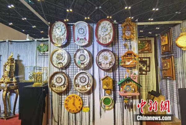 点击进入下一页