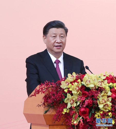 12月19日，国家主席习近平出席澳门特别行政区政府欢迎晚宴并发表重要讲话。 新华社记者 鞠鹏 摄