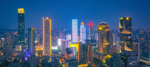 5 南京新街口商圈。南京日报记者 姚强 董家训 摄