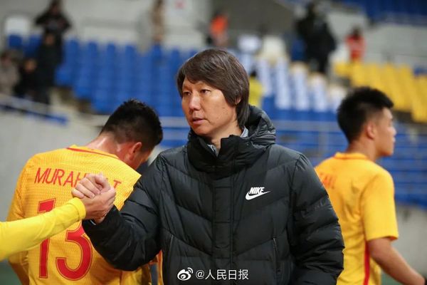 李铁