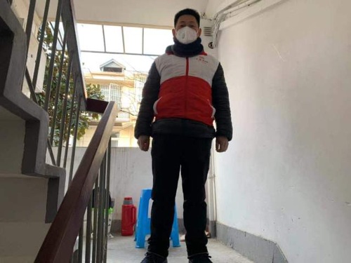 鲁劼